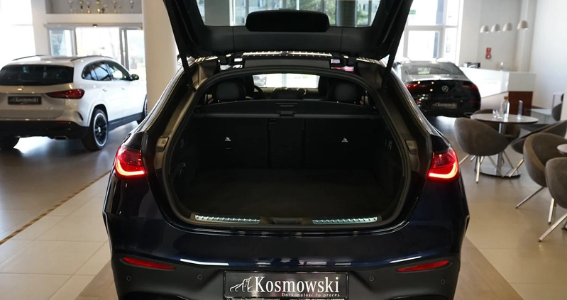 Audi A4 cena 109900 przebieg: 68332, rok produkcji 2019 z Gdynia małe 631